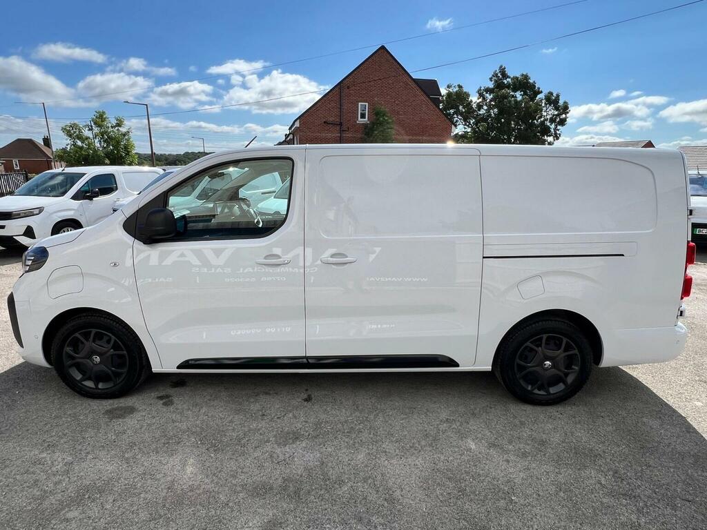 Vauxhall Vivaro Panel Van 75Kwh Pro XL Panel Van Lwb 6Dr 11K White #3