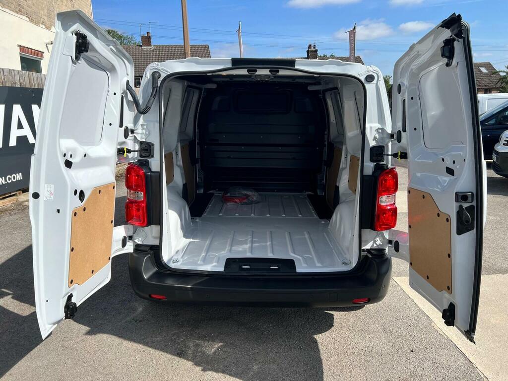 Peugeot E-Expert E 1000 75Kwh Professional Premium Standard Panel White #8