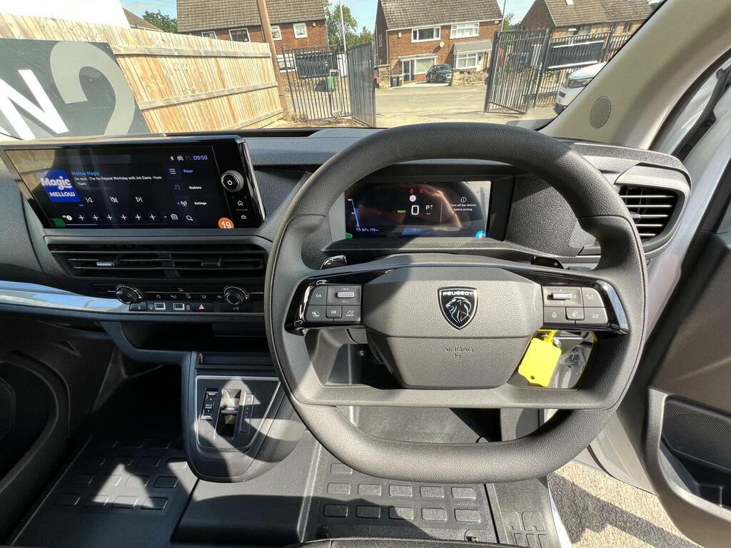 Peugeot E-Expert E 1000 75Kwh Professional Premium Standard Panel White #25