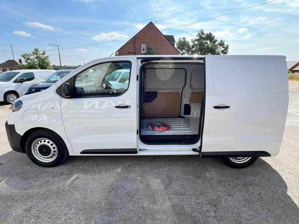 Peugeot E-Expert Panel Van 75Kwh Professional Standard Panel Van Au White #4