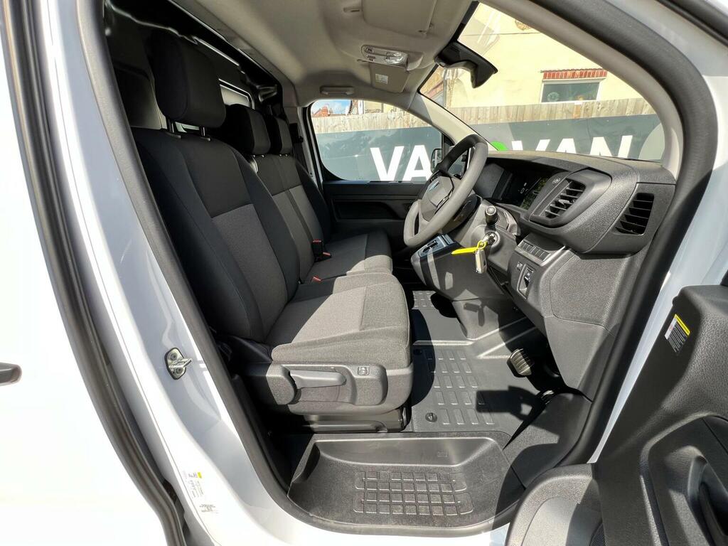 Peugeot E-Expert E 1000 75Kwh Professional Premium Standard Panel White #18