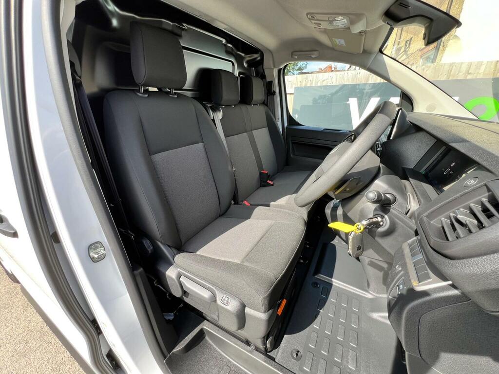Peugeot E-Expert E 1000 75Kwh Professional Premium Standard Panel White #17