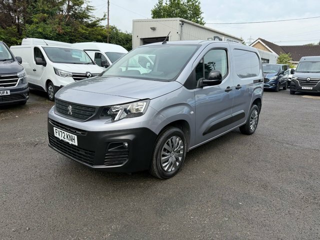 Peugeot Partner Bluehdi 1000 Professional Premium Grey