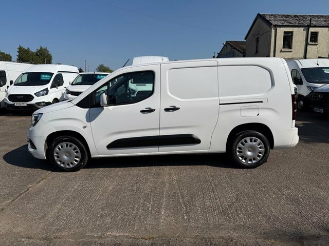 Vauxhall Combo Turbo D 2300 Sportive White #6