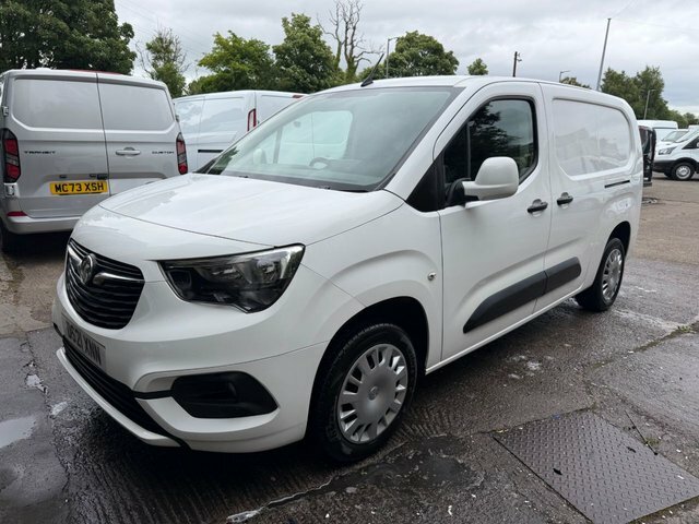 Vauxhall Combo Turbo D 2300 Sportive White
