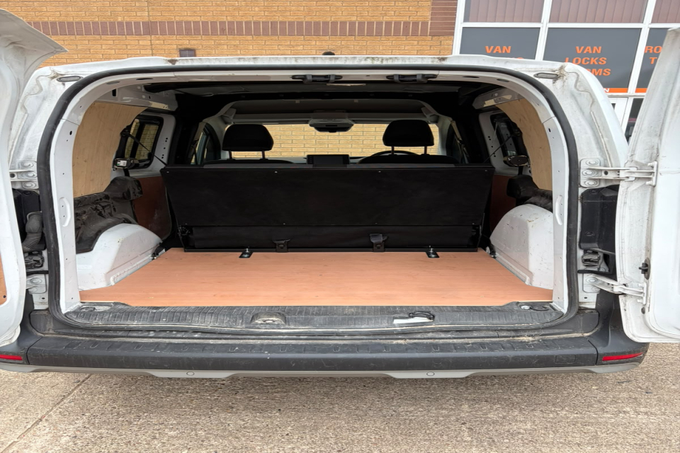 Nissan TOWNSTAR Acenta WD23YLS #6