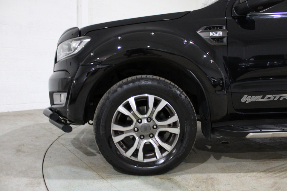 Ford Ranger Tdci Wildtrak Pickup Double Orange #27