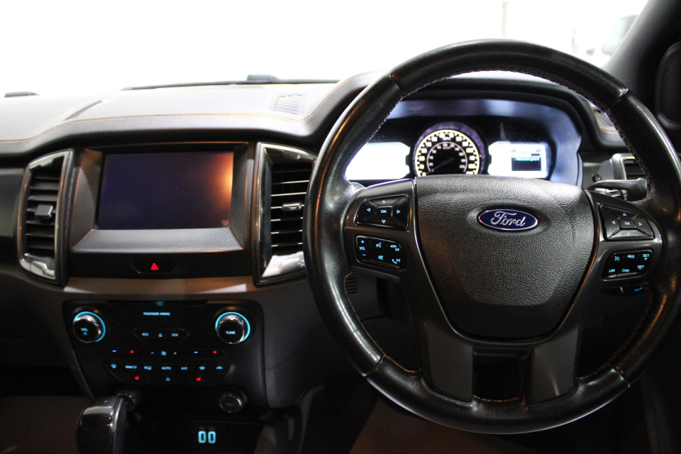 Ford Ranger Tdci Wildtrak Pickup Double Orange #10