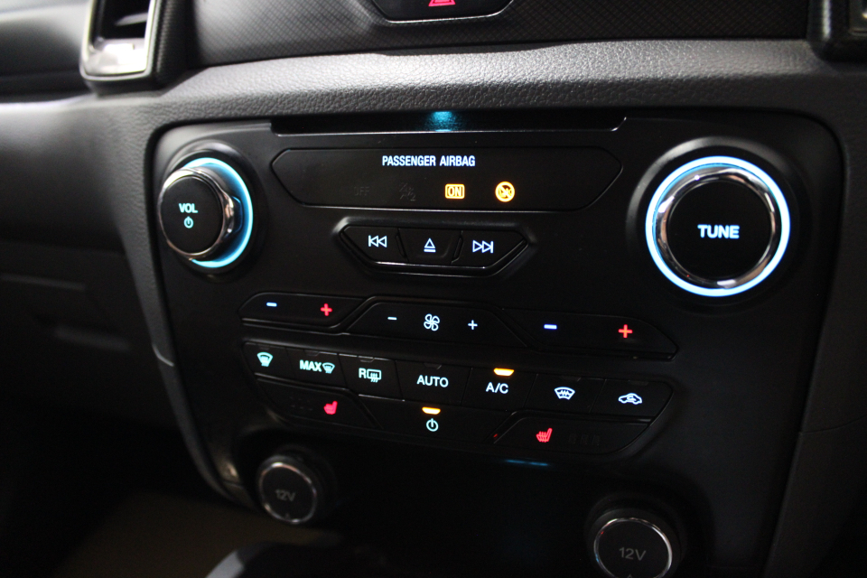Ford Ranger Tdci Wildtrak Pickup Double Orange #20