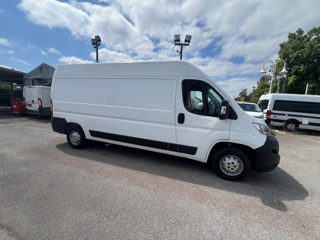 Citroen Relay 2.2 Bluehdi H2 Van 140Ps Enterprise White #2