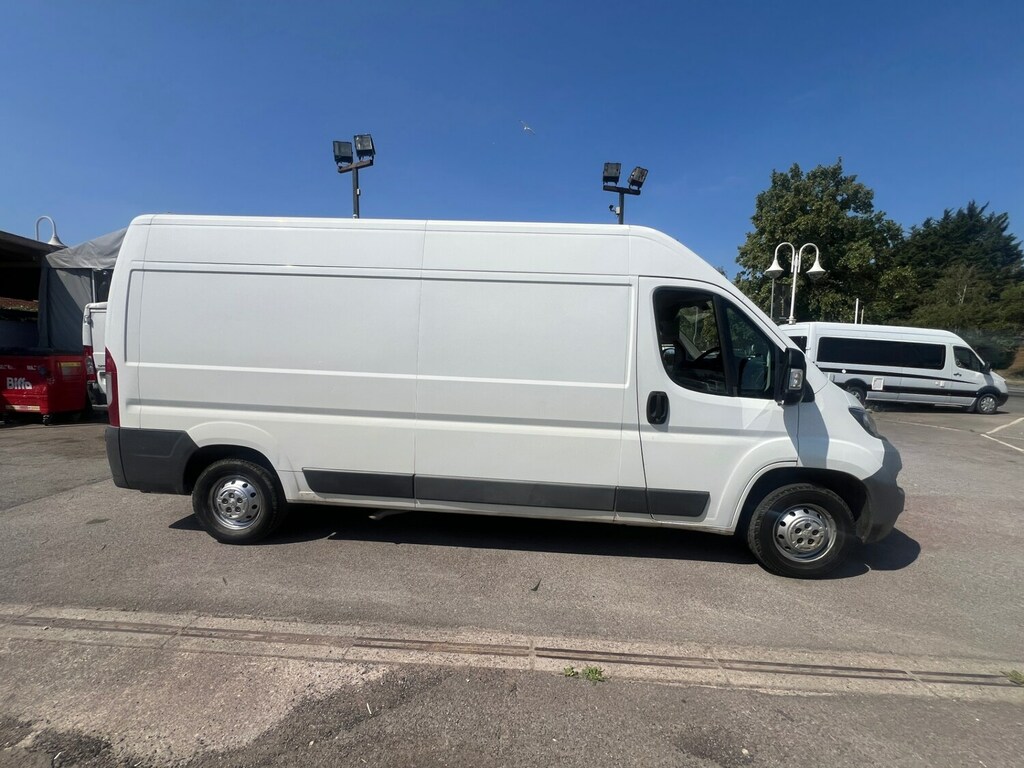 Peugeot Boxer Panel Van White #12