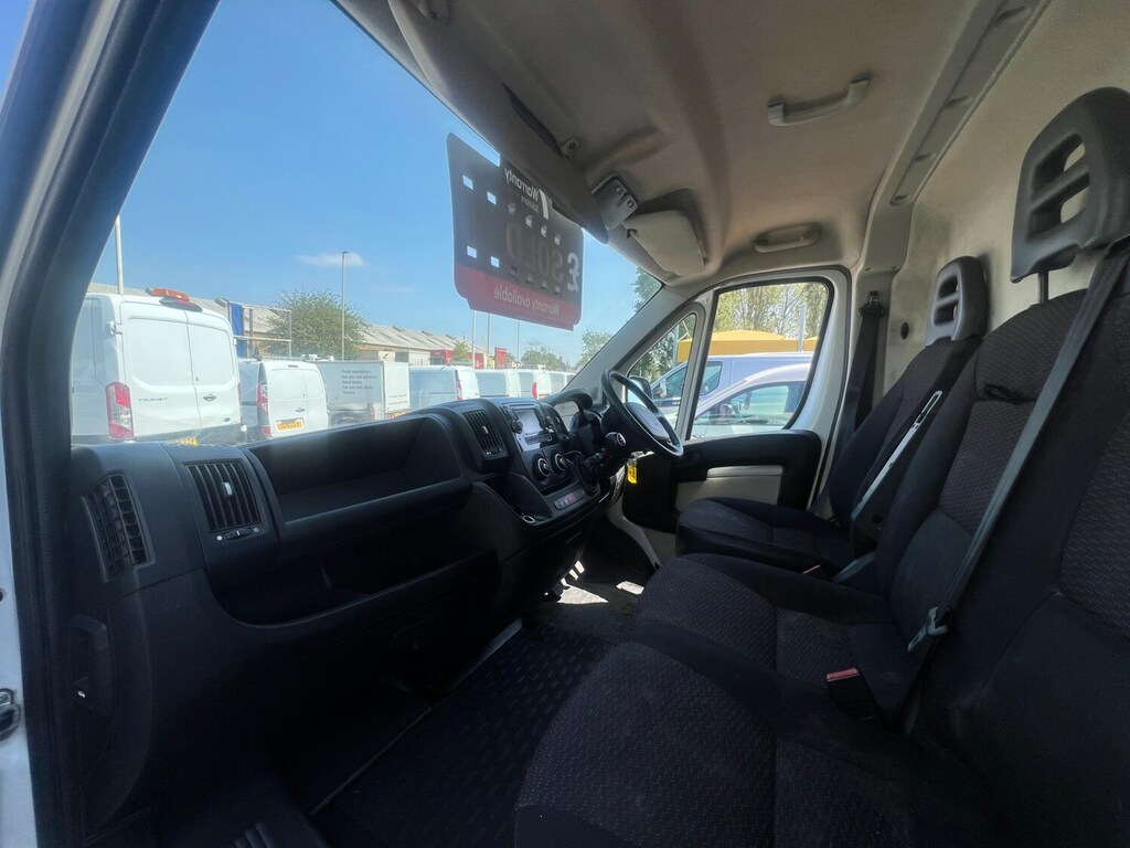 Peugeot Boxer Panel Van White #15
