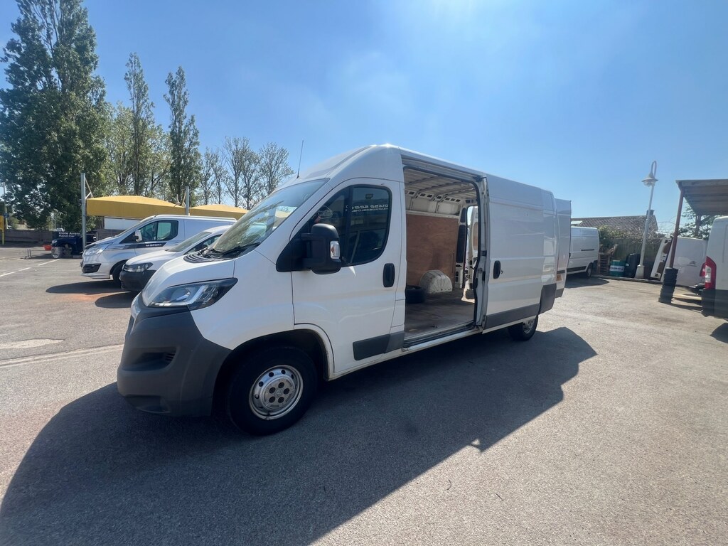Peugeot Boxer 2.2 Hdi H2 Professional Van 130Ps White #4