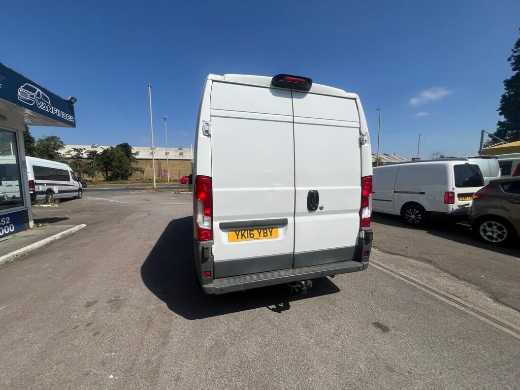 Peugeot Boxer Panel Van White #11