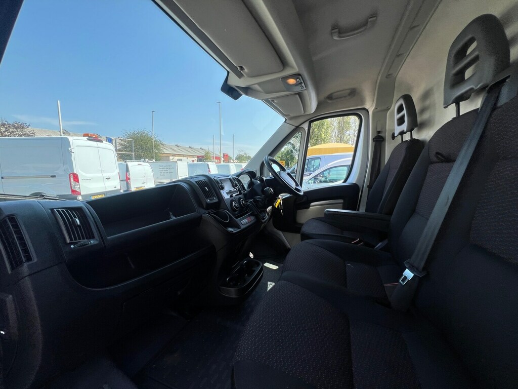 Peugeot Boxer 2.2L Null White #11