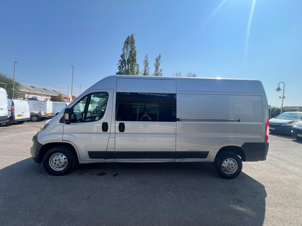Peugeot Boxer 2.0 Bluehdi H2 Lwb Professional Van 130Ps Silver #6