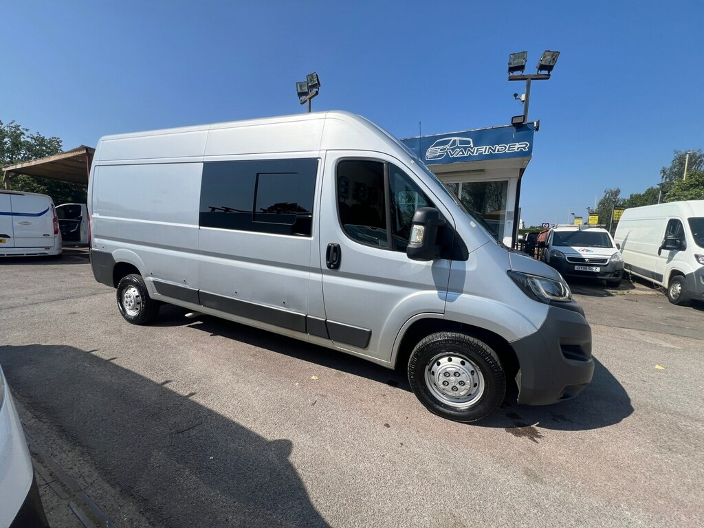 Peugeot Boxer 2.0 Bluehdi H2 Lwb Professional Van 130Ps Silver
