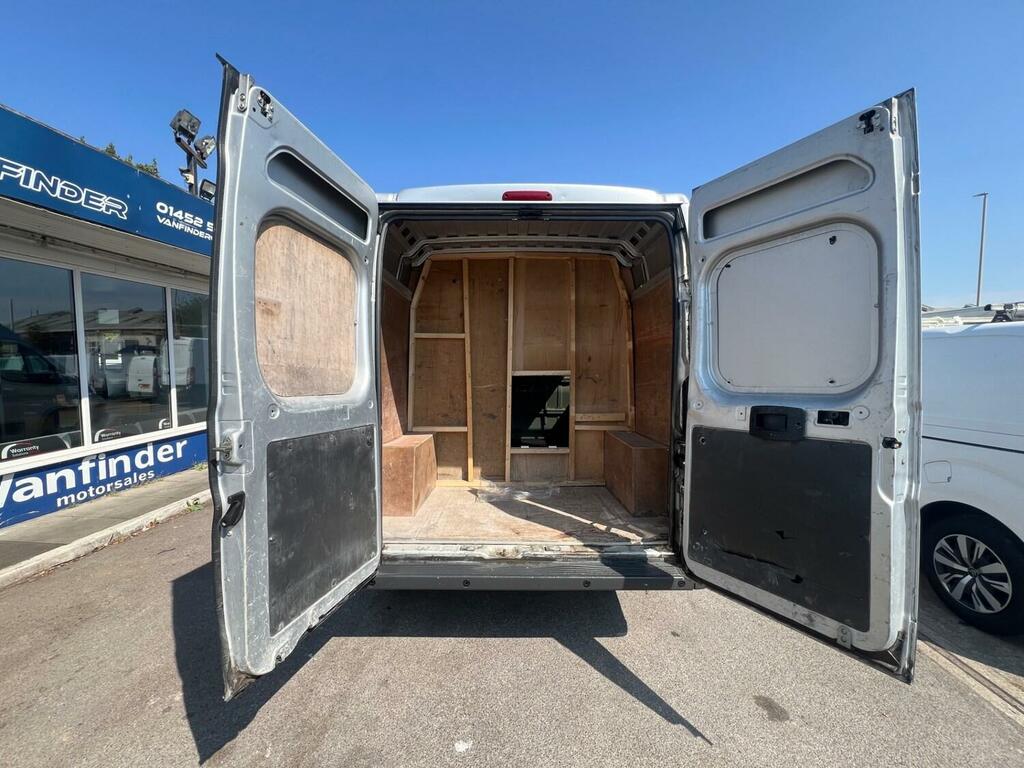 Peugeot Boxer 2.2L Null White #10