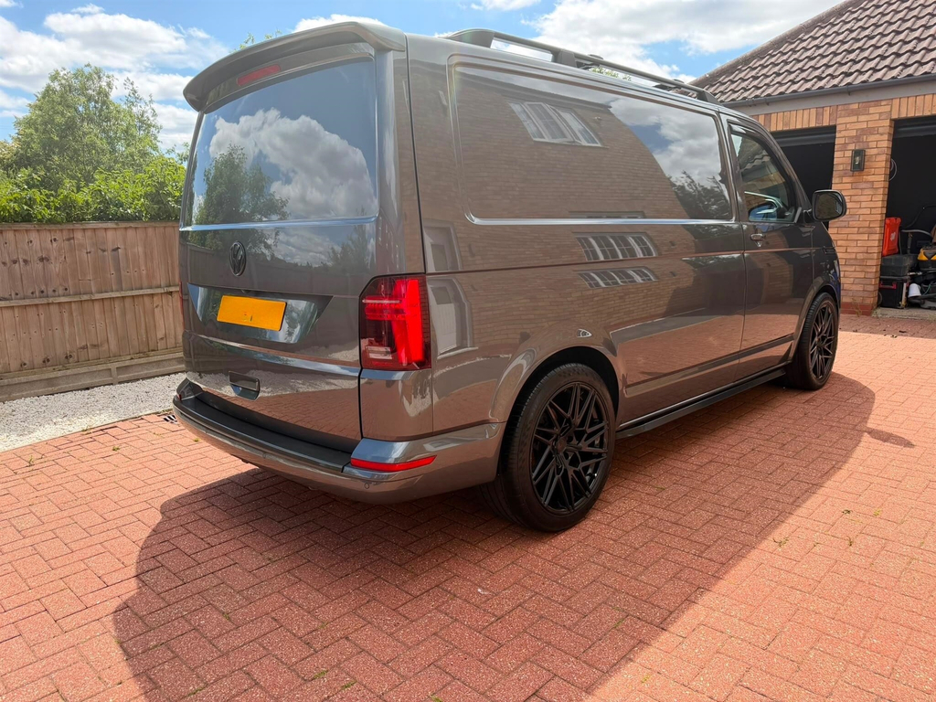 Volkswagen Transporter 2.0 Tdi T30 Highline Dsg Fwd Swb Euro 6 Ss EX72LHE Grey #6