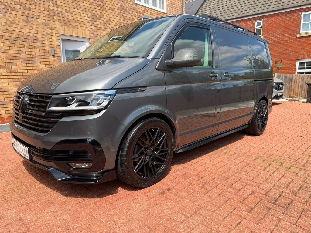 Volkswagen Transporter 2.0 Tdi T30 Highline Dsg Fwd Swb Euro 6 Ss Grey