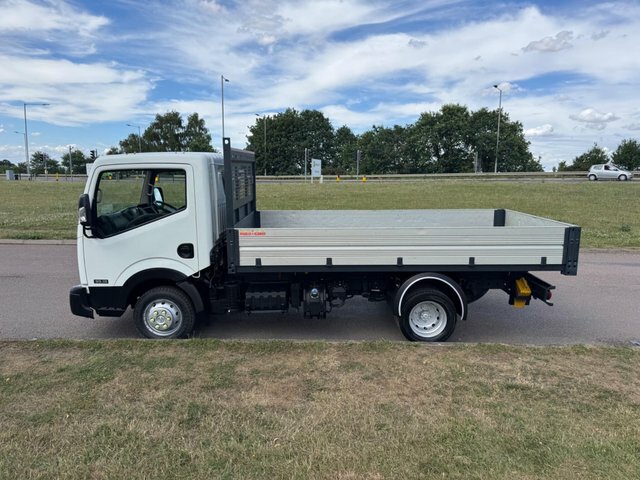 Nissan NT400 Cabstar 3.0 Dci 35.13 Tipper Twin Wheel Mwb Eu6 White #4