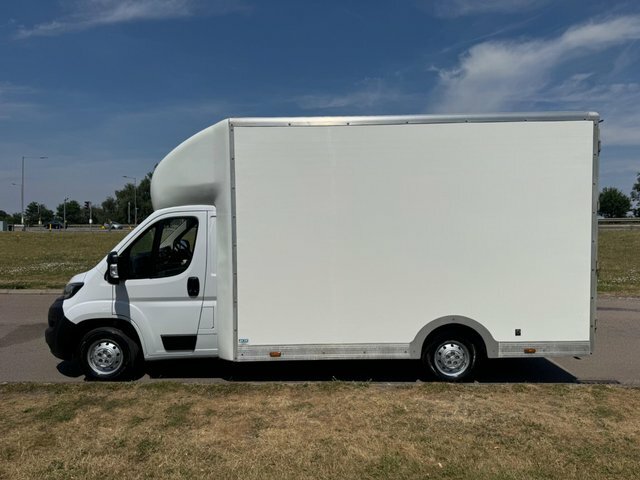 Peugeot Boxer 2.2 Bluehdi 335 Low Floor Luton Lwb Eu6 White #4