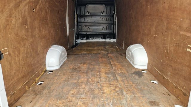Volkswagen Crafter 2L Trendline White #7