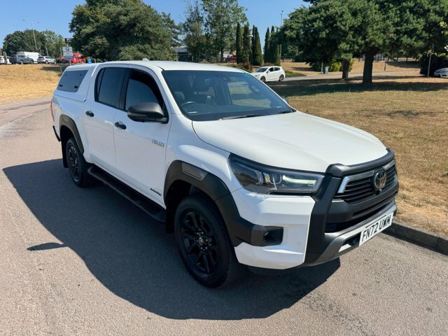Toyota HILUX 2.8 D-4d Invincible X 4Wd Euro 6 S S White