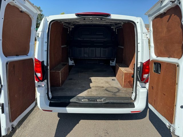 Mercedes-Benz Vito Premium Silver #7