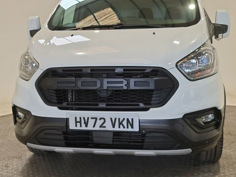 Ford Transit Custom 2.0 300 Ecoblue HV72VKN White #2