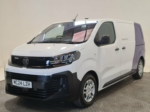 Vauxhall Vivaro 1.5 Turbo D MC24LZH #2