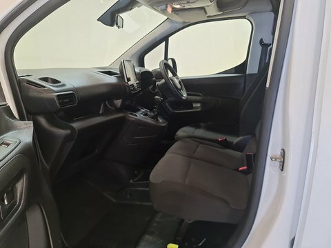 Vauxhall Combo 1.5 Turbo D DN23LXH #5