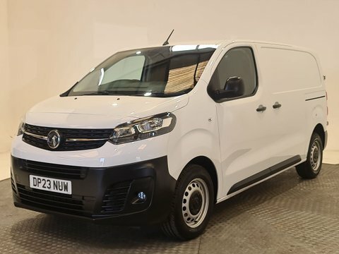 Vauxhall Vivaro 2.0 Turbo D DP23NUW #3