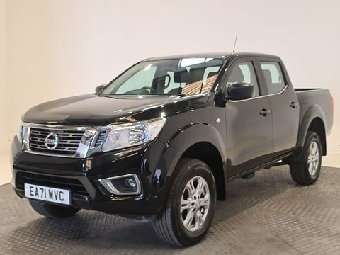 Nissan Navara 2.3 Dci Acenta  #2
