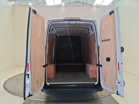 Volkswagen Crafter Startline White #12