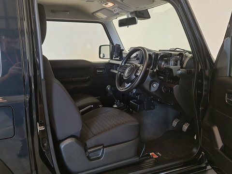 Suzuki Jimny Mpv White #11
