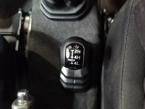 Suzuki Jimny Mpv White #21