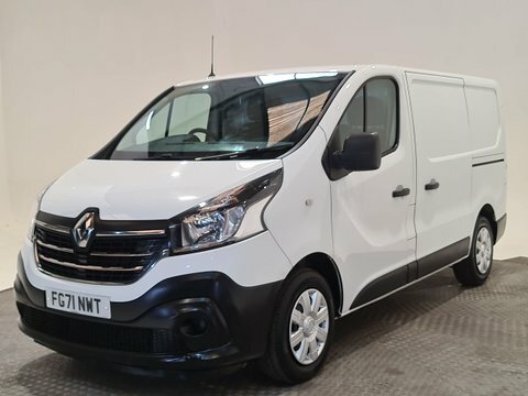 Renault Trafic 2.0 Dci Sl28 FG71NWT #2