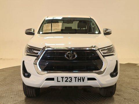 Toyota HILUX 2.4 D-4d Invincible