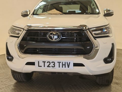 Toyota HILUX 2.4 D-4d Invincible #2