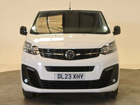 Vauxhall Vivaro 1.5 Turbo D DL23XHY #2