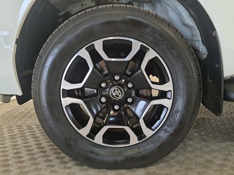 Toyota HILUX 2.8 D-4d Invincible #6