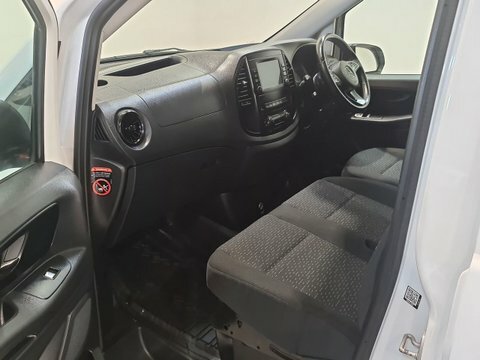 Mercedes-Benz Vito 2.0 Cdi 114 YJ21CUR #6
