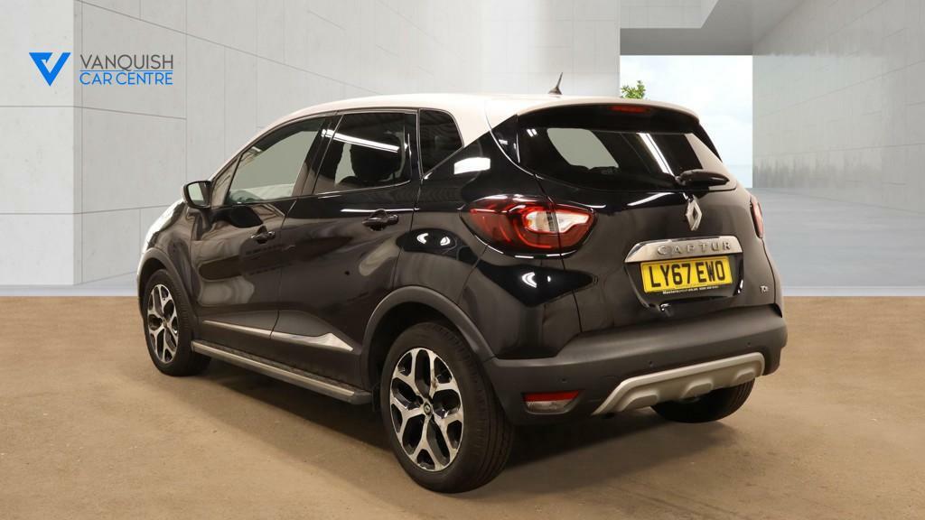 Renault Captur Signature X Nav Black #2