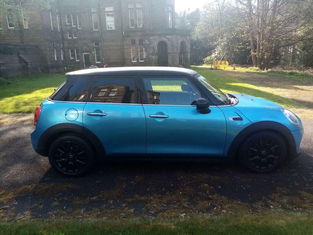 Mini Hatch 1.5 Cooper D Hatchback Blue #2