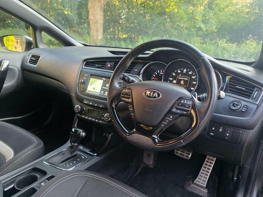 Kia Proceed 2 White #18