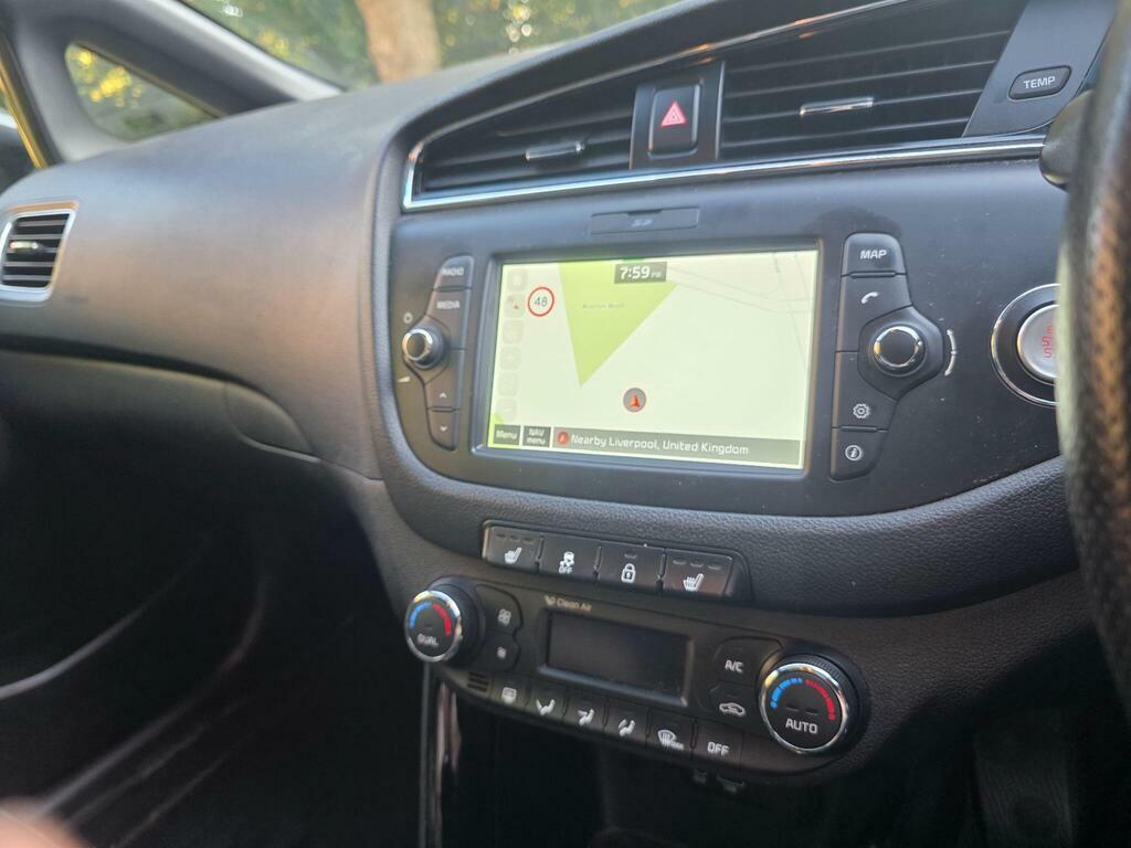 Kia Proceed 2 White #32