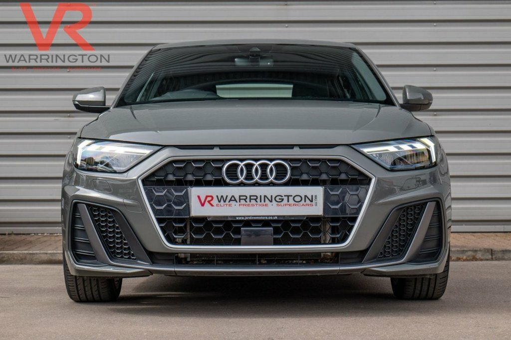 Audi A1 1L S Line DA22WWU Grey #4