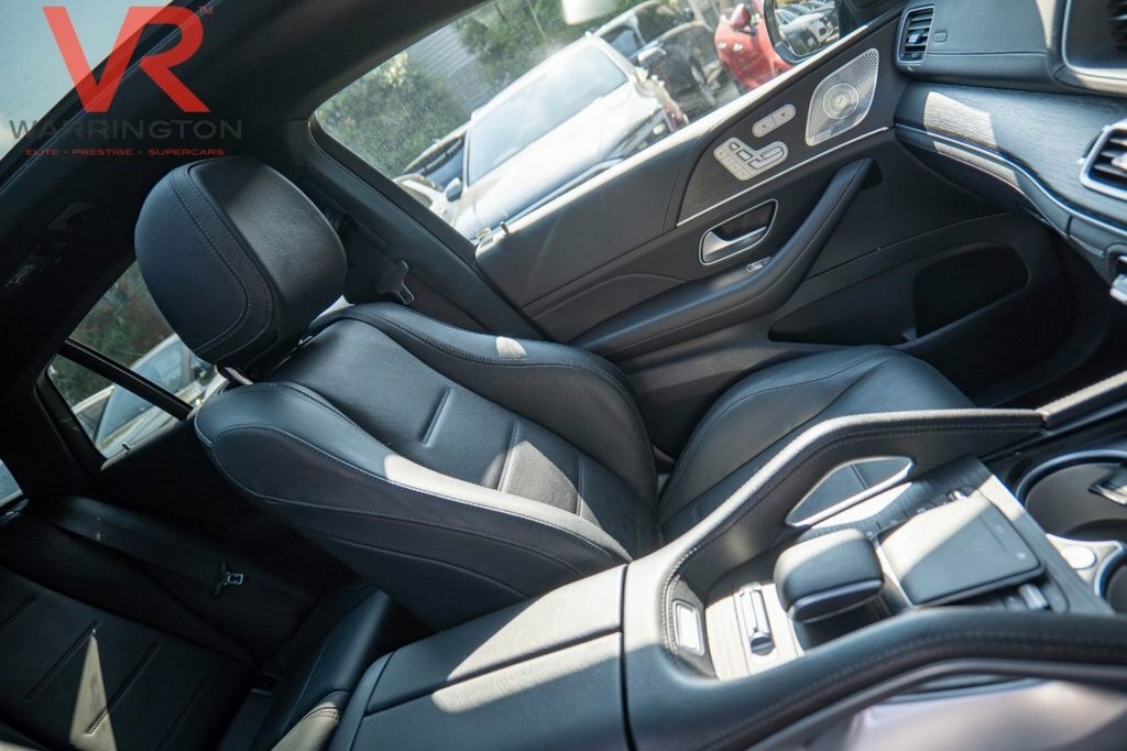 Mercedes-Benz GLE Coupe 2L Amg Line Black #3