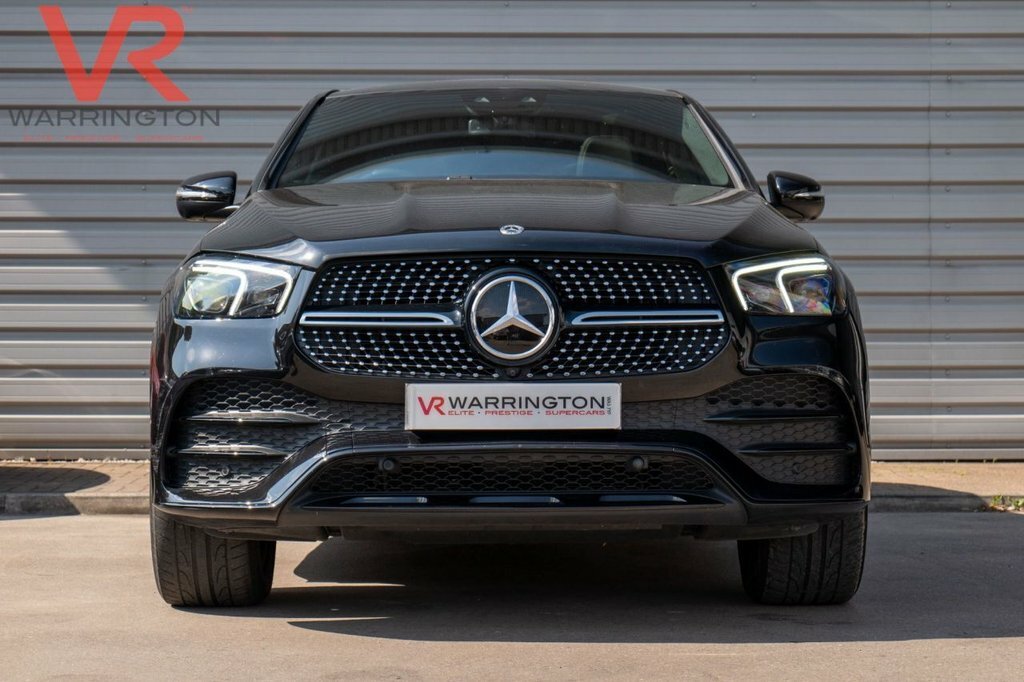 Mercedes-Benz GLE Coupe 2L Amg Line Black #4